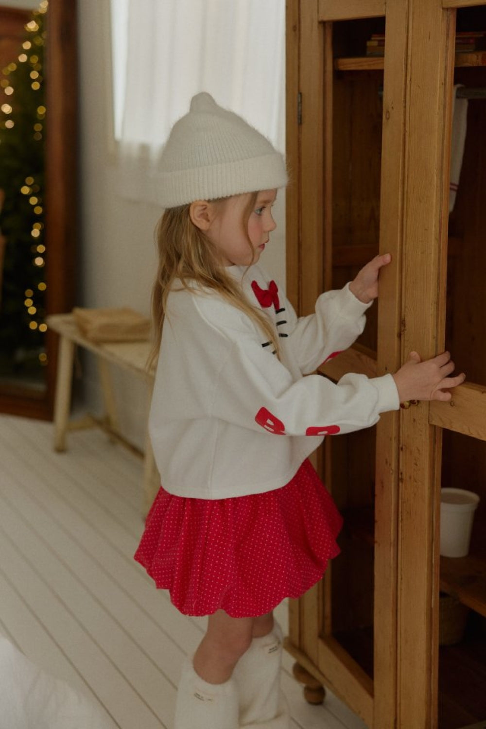 立體蝴蝶結KT厚款衛衣