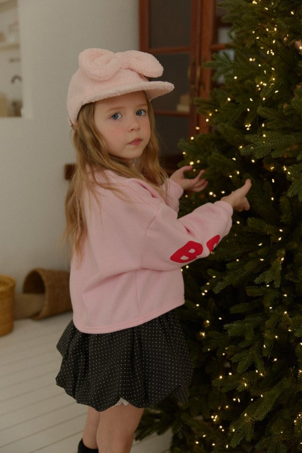 立體蝴蝶結KT厚款衛衣